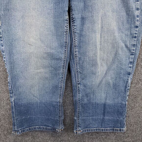 St. John's Bay Petite Women's Stretch Cropped Jeans Blue 14P Stone Wash - Picture 4 of 12